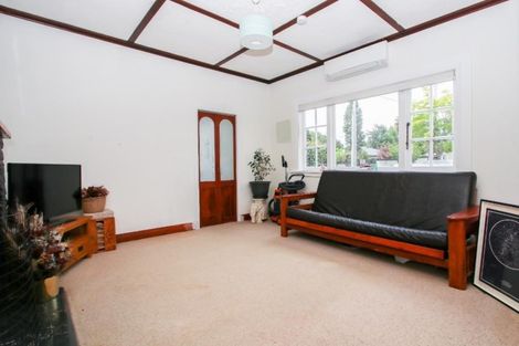 Photo of property in 76 Rimu Street, Maeroa, Hamilton, 3200