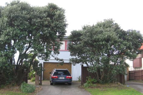 Photo of property in 33 Oceanview Road, Mount Maunganui, 3116