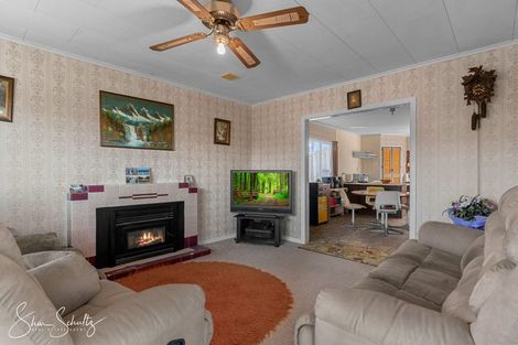 Photo of property in 30 Bickerstaffe Road, Maungaturoto, 0520