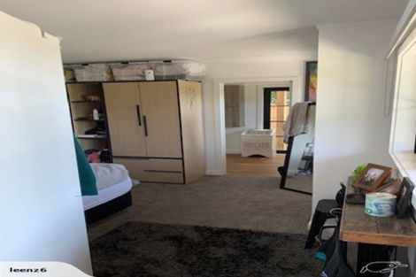 Photo of property in 53 Stillwater Crescent, Stillwater, Silverdale, 0993