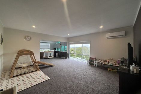 Photo of property in 3 Altair Place, Windsor Park, Auckland, 0632