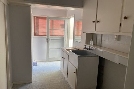 Photo of property in 64 Cyclarama Crescent, Massey, Auckland, 0614