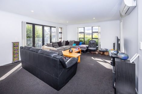 Photo of property in 8 Ladeira Place, Fitzroy, Hamilton, 3206