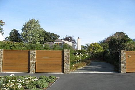 Photo of property in 11 Hamilton Avenue, Ilam, Christchurch, 8041