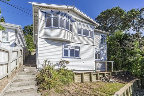 Photo of property in 51 Farnham Street, Mornington, Wellington, 6021