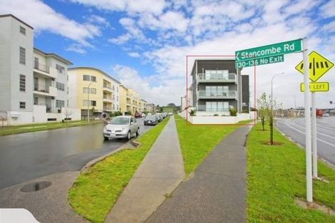 Photo of property in 1f/136 Stancombe Road, Flat Bush, Auckland, 2016