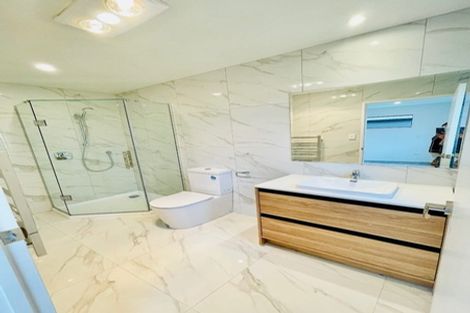 Photo of property in 12d Kelwyn Road, Kelston, Auckland, 0602