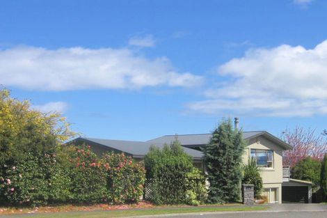 Photo of property in 10 Kensington Place, Richmond Heights, Taupo, 3330