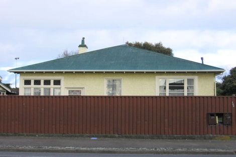Photo of property in 146 Featherston Street, Palmerston North, 4410