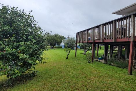 Photo of property in 21 Maui Pomare Street, Blockhouse Bay, Auckland, 0600
