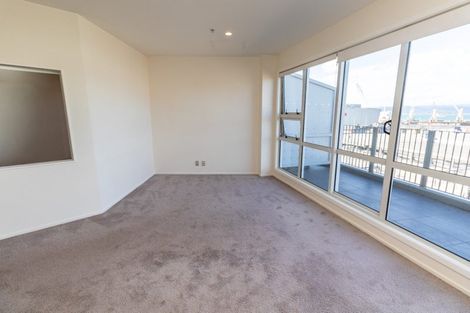 Photo of property in Stadium Garden Flats, 412/107 Thorndon Quay, Pipitea, Wellington, 6011