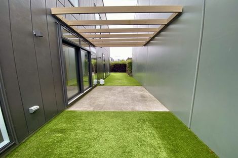 Photo of property in 103 Glidepath Road, Hobsonville, Auckland, 0616