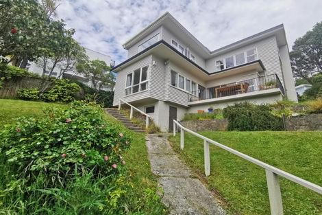 Photo of property in 127 Upland Road, Kelburn, Wellington, 6012