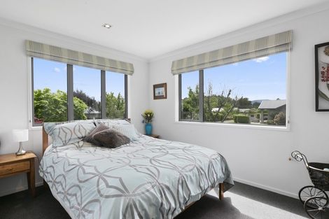 Photo of property in 6 Orchard Grove, East Taieri, Mosgiel, 9024