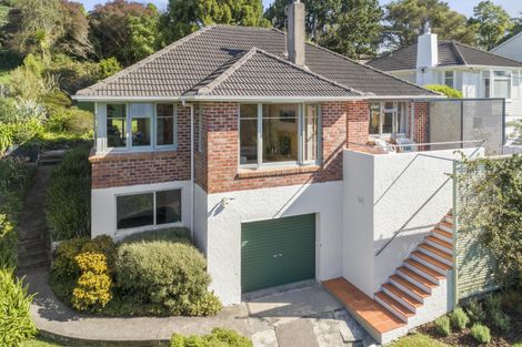 Photo of property in 60 Derwent Crescent, Titirangi, Auckland, 0604