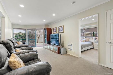 Photo of property in 3/43 The Parade, Bucklands Beach, Auckland, 2012