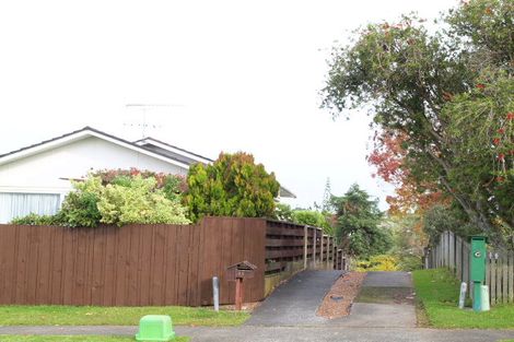 Photo of property in 23 Advene Road, Cockle Bay, Auckland, 2014