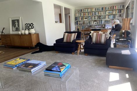 Photo of property in 47a Parkvale Road, Karori, Wellington, 6012