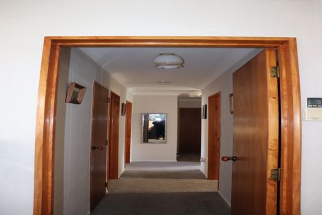 Photo of property in 84 Hakanoa Street, Huntly, 3700