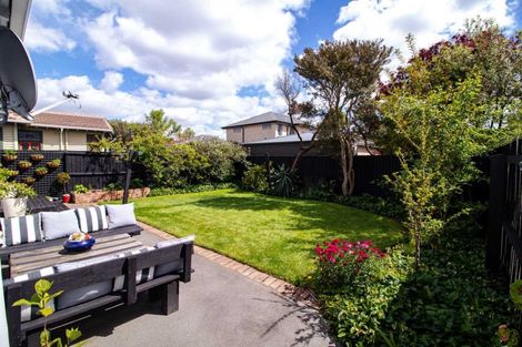 Photo of property in 37 Hendon Street, Edgeware, Christchurch, 8013