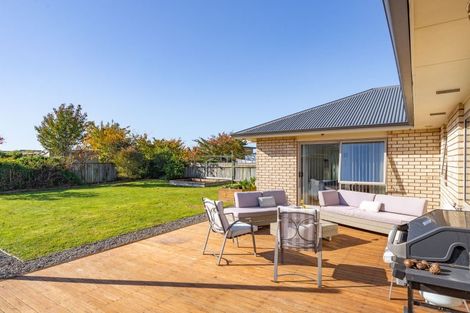 Photo of property in 24 Charles Street, Carterton, 5713