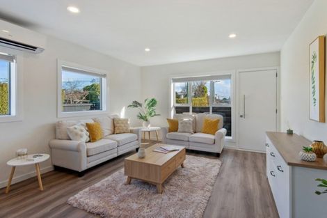 Photo of property in 2/54 Garreg Road, Bryndwr, Christchurch, 8052