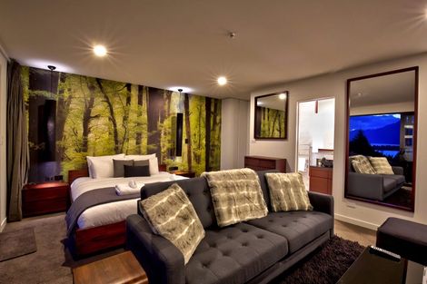 Photo of property in 61 Middleton Road, Queenstown Hill, Queenstown, 9300