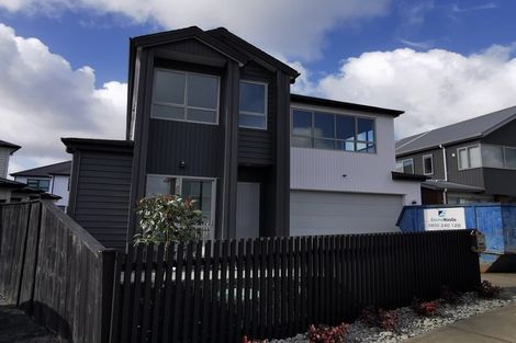 Photo of property in 45 Toanui Road, Hobsonville, Auckland, 0616