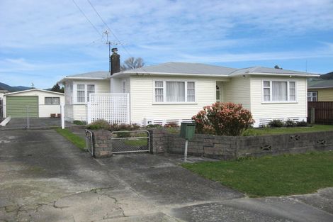 Photo of property in 3 Mckay Street, Wainuiomata, Lower Hutt, 5014