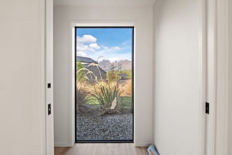 Photo of property in 7 Polperro Court, Jacks Point, Queenstown, 9371