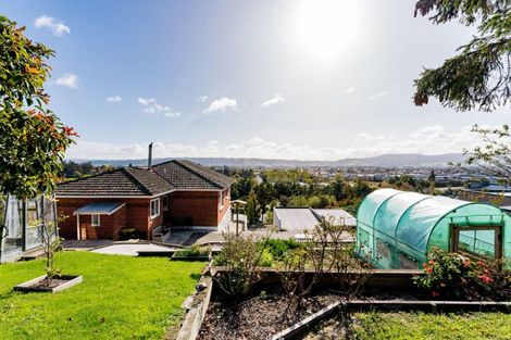 Photo of property in 16 Braeside, Kinmont Park, Mosgiel, 9024