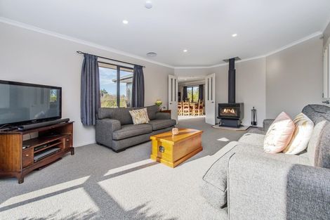 Photo of property in 11 Piako Drive, Darfield, 7571