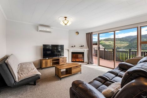 Photo of property in 56 Holborn Drive, Stokes Valley, Lower Hutt, 5019