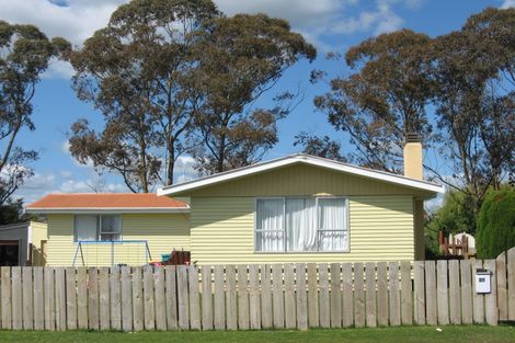 Photo of property in 27 James Henry Crescent, Huntly, 3700