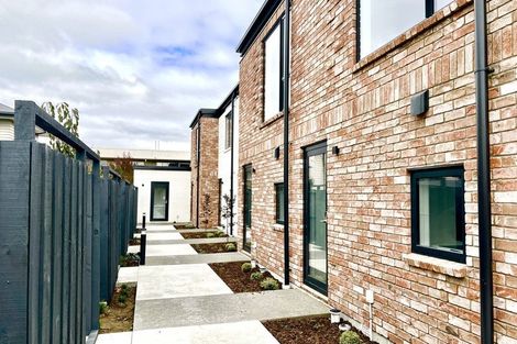 Photo of property in 4/60 Derby Street, St Albans, Christchurch, 8014