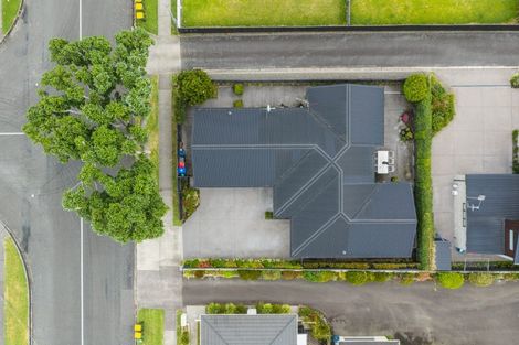 Photo of property in 32 Whiteley Street, Moturoa, New Plymouth, 4310