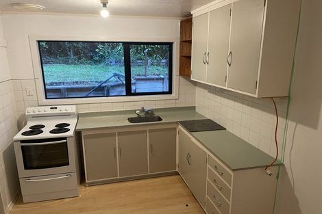 Photo of property in 76 Elmslie Road, Pinehaven, Upper Hutt, 5019