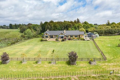 Photo of property in 100 Lea Grove, Levin, 5572