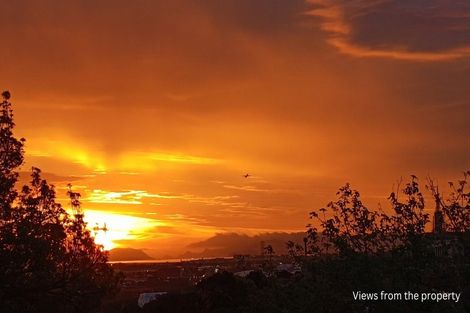 Photo of property in 30 Ransom Smyth Drive, Goodwood Heights, Auckland, 2105