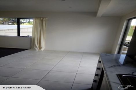 Photo of property in 1/73 Rosedale Road, Pinehill, Auckland, 0632