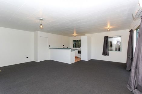 Photo of property in 89b Poplar Grove, Whalers Gate, New Plymouth, 4310