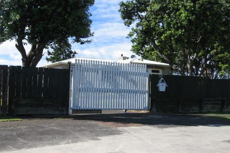 Photo of property in 92 Park Avenue, Papatoetoe, Auckland, 2025