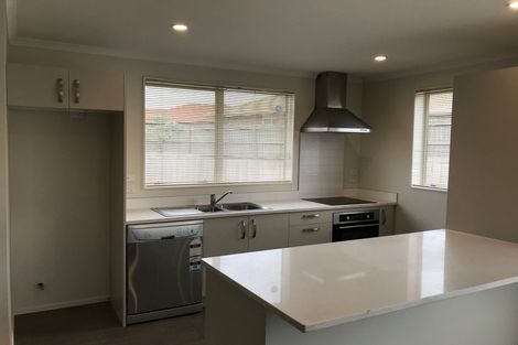 Photo of property in 13 Koko Mews, Mangere Bridge, Auckland, 2022