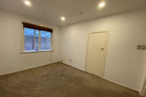 Photo of property in 5 Crockett Lane, Henderson, Auckland, 0610