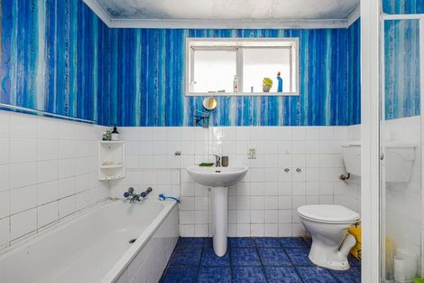 Photo of property in 114 Old Wairoa Road, Papakura, 2110