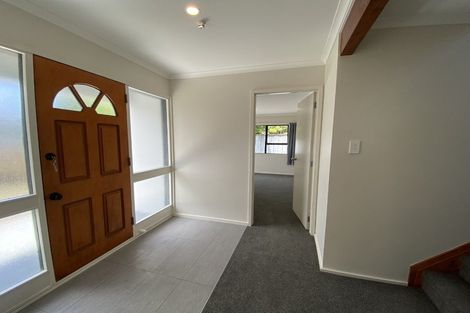 Photo of property in 27a Holiday Road, Stanmore Bay, Whangaparaoa, 0932