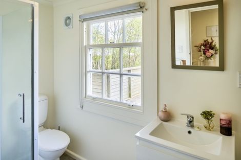 Photo of property in 60 Anne Street, Wadestown, Wellington, 6012