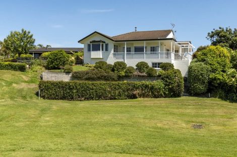 Photo of property in 56 Links View Drive, Omokoroa, 3114
