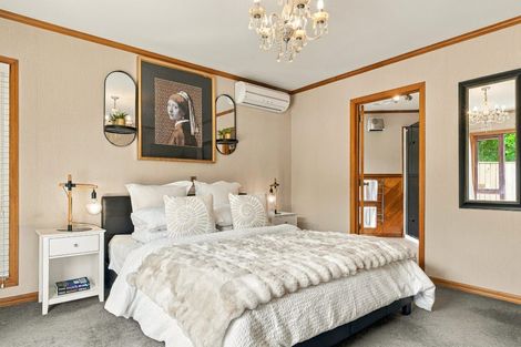 Photo of property in 12 Clare Street, Cambridge, 3434