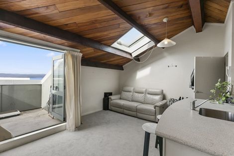 Photo of property in Metro Apartments, 20/220 Thorndon Quay, Pipitea, Wellington, 6011